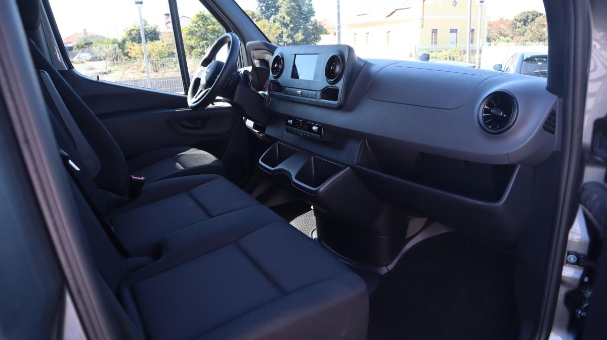 mercedes-benz-sprinter-2024-diesel-1950cc