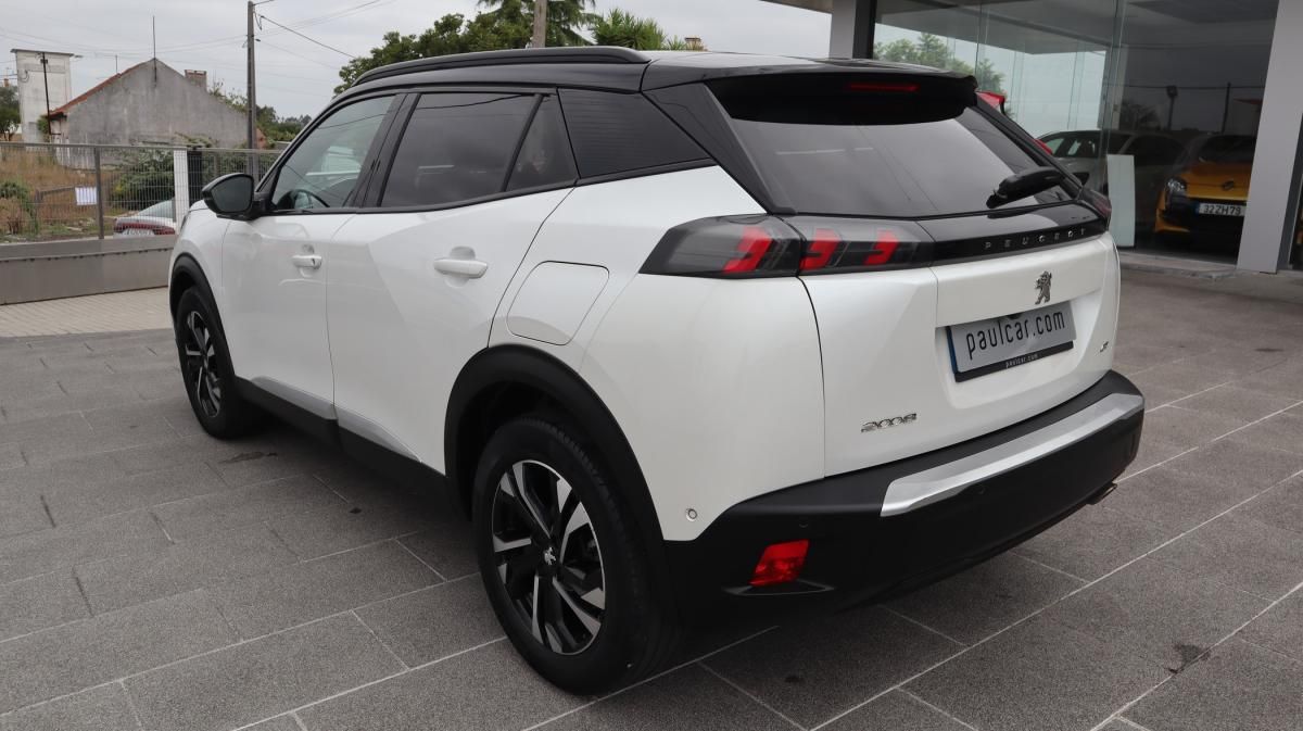 peugeot-2008-2021-diesel-1499cc