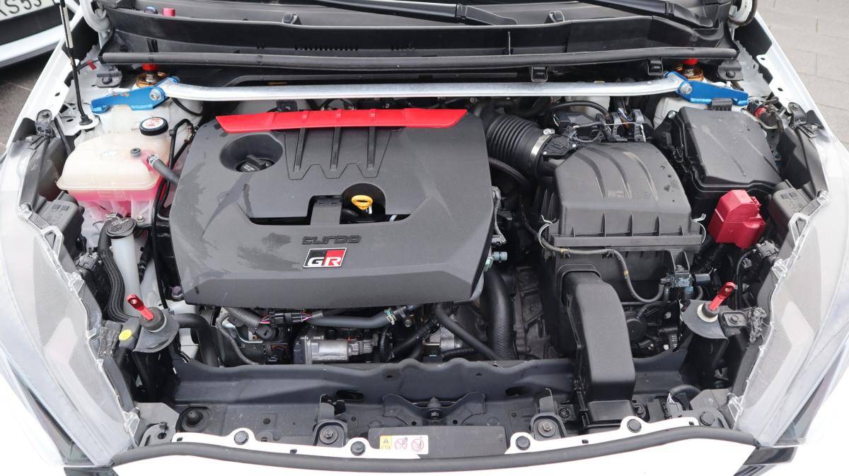 toyota-yaris-2021-gasolina-1618cc