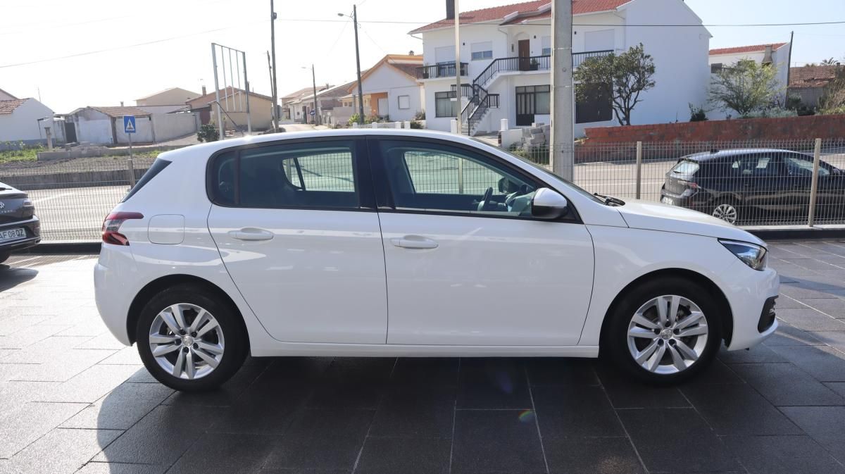 peugeot-308-2019-diesel-1499cc