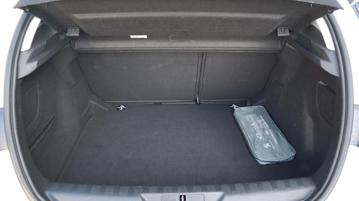 peugeot-308-2019-diesel-1499cc
