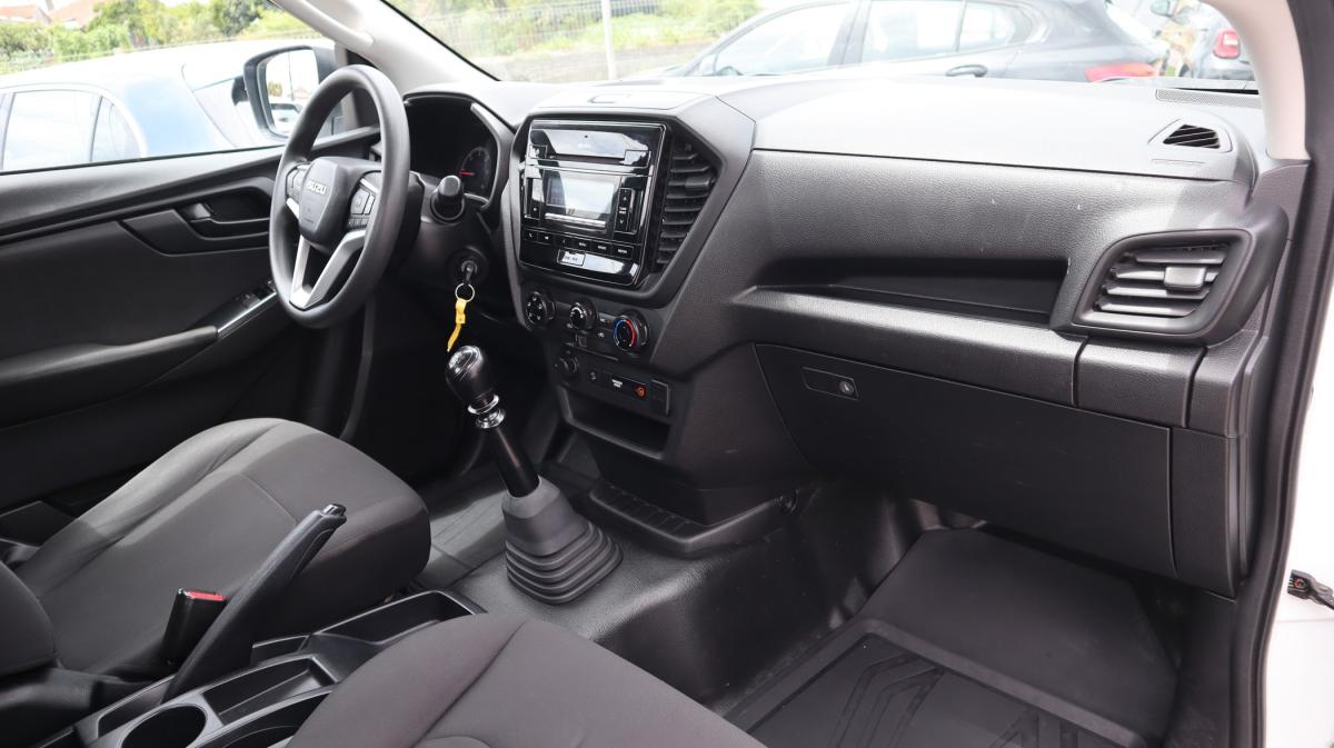 isuzu-d-max-2021-diesel-1898cc