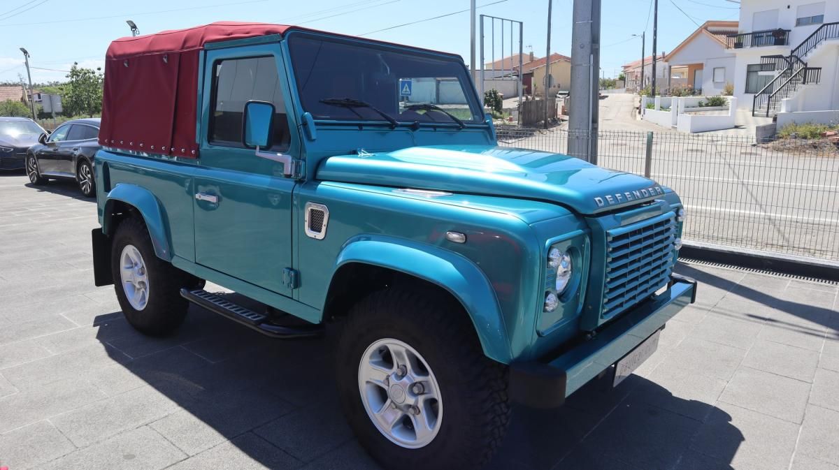 land-rover-defender-2011-diesel-2402cc