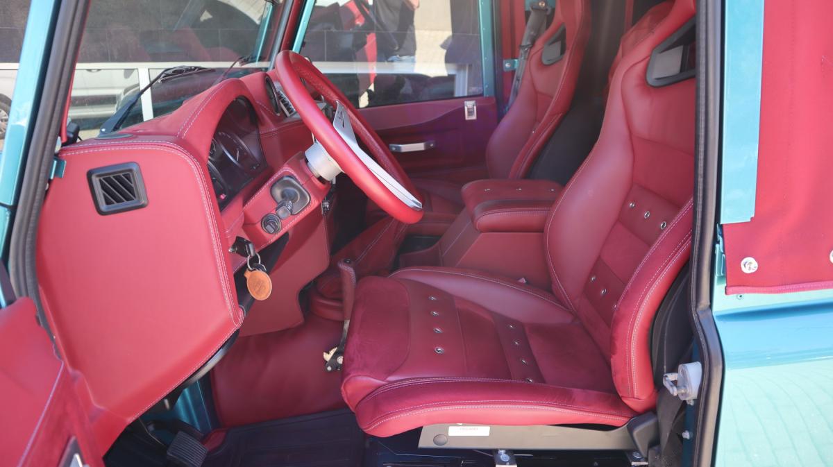 land-rover-defender-2011-diesel-2402cc