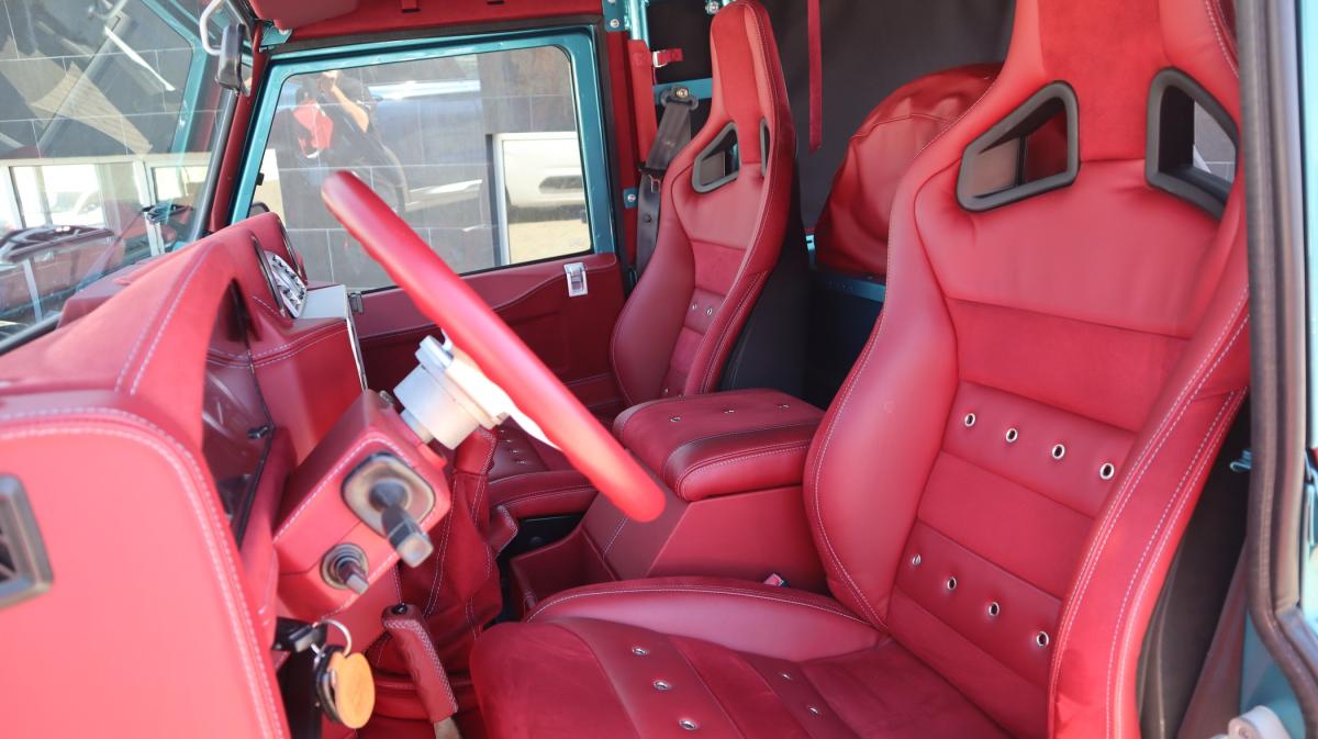 land-rover-defender-2011-diesel-2402cc