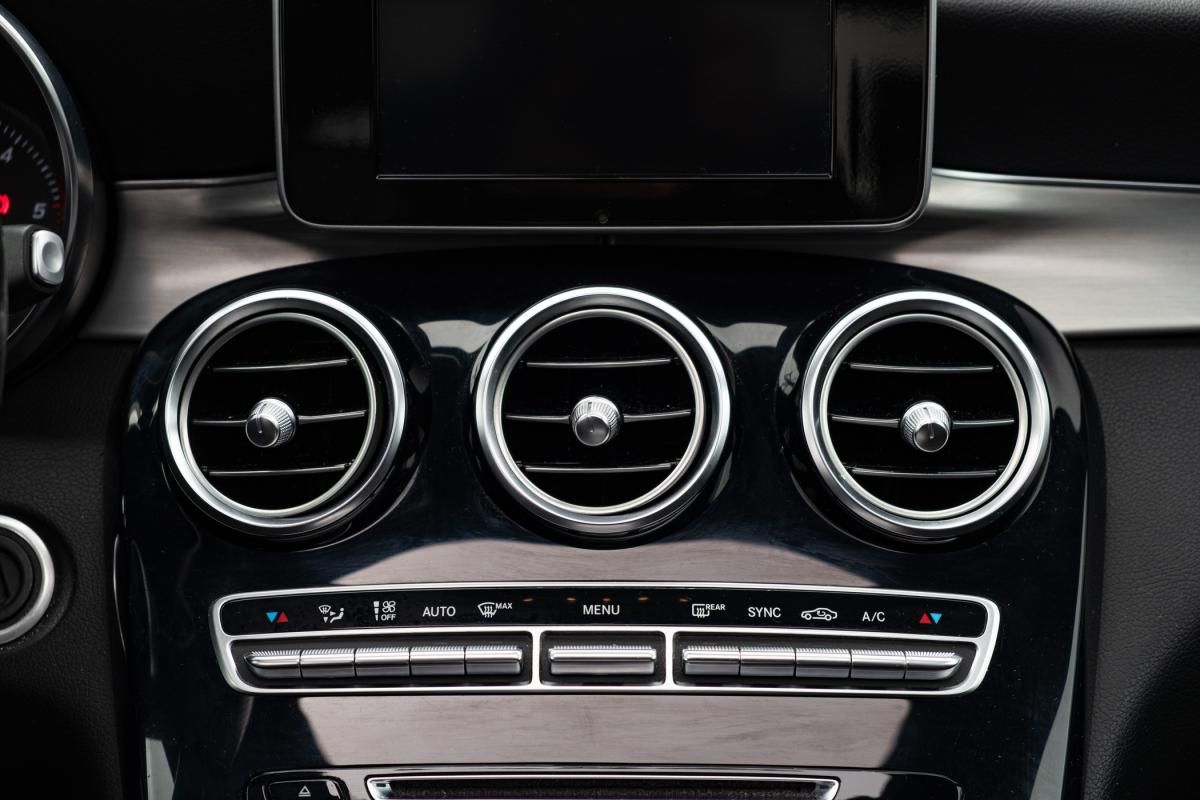 mercedes-benz-glc-2018-diesel-2143cc