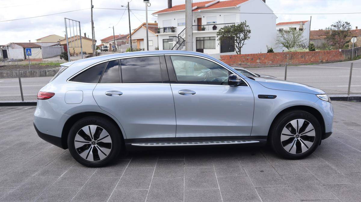 mercedes-benz-eqc-2021-eletrico-500cc