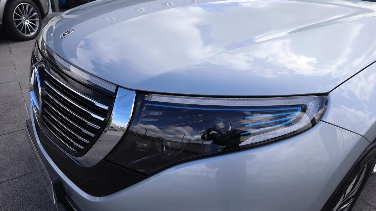 mercedes-benz-eqc-2021-eletrico-500cc