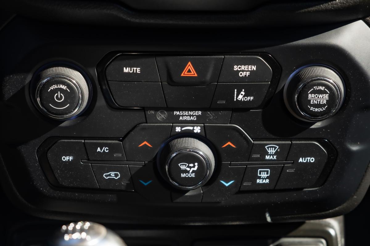 jeep-renegade-2022-diesel-1598cc
