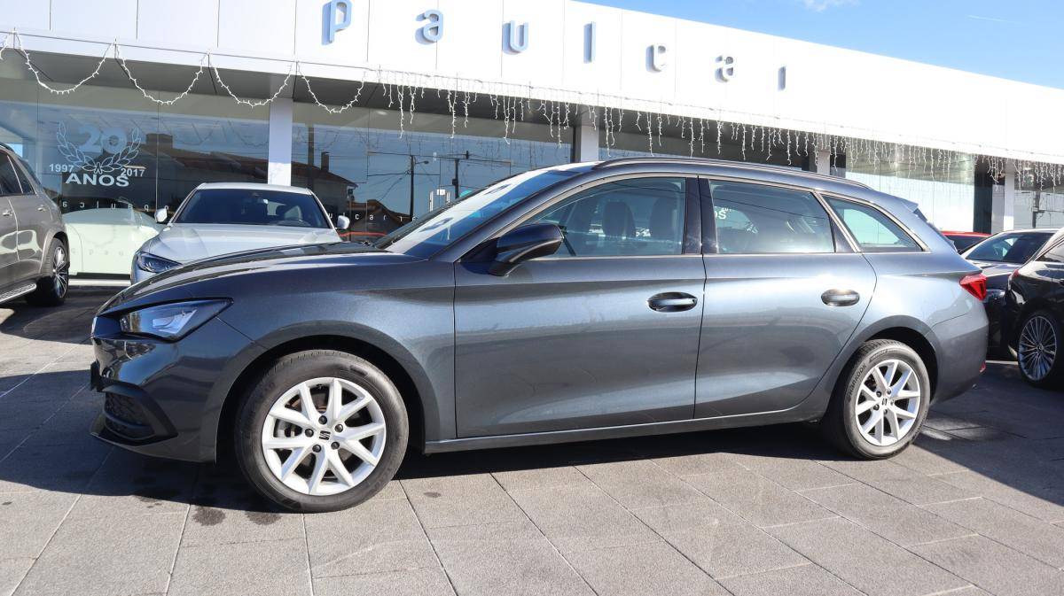 seat-leon-st-2023-diesel-1968cc