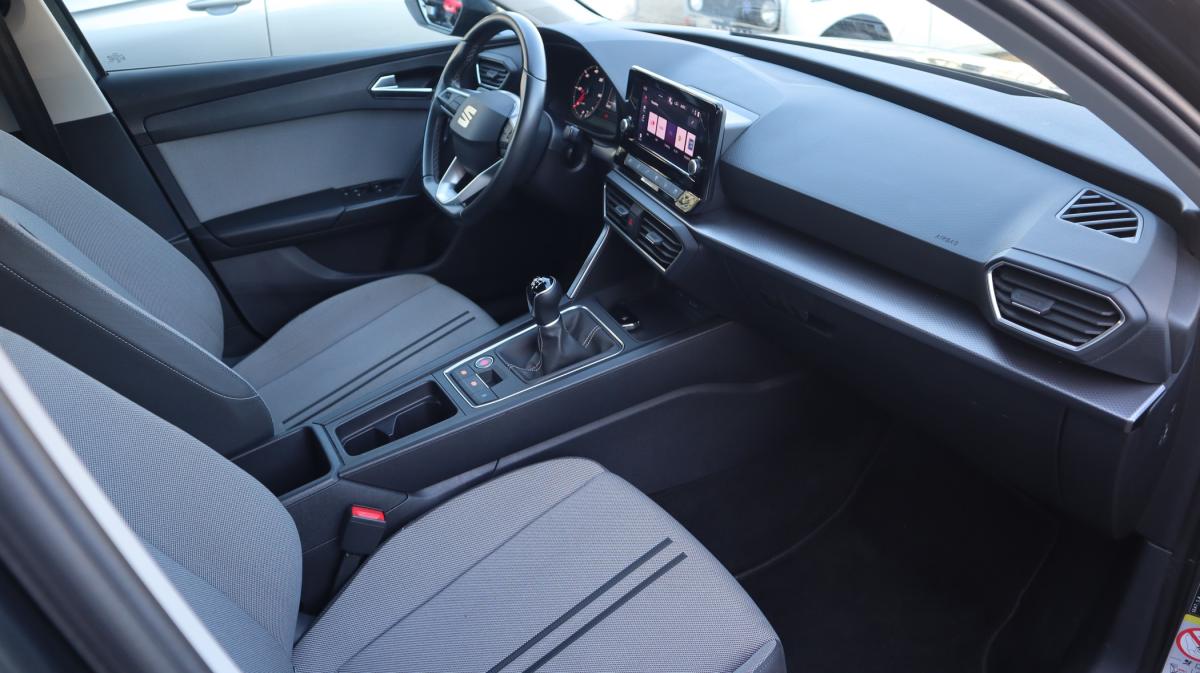 seat-leon-st-2023-diesel-1968cc
