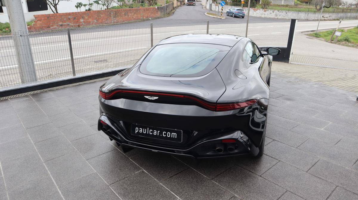 aston-martin-vantage-coupe-2019-gasolina-3982cc