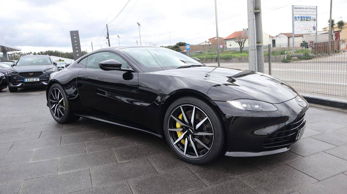 aston-martin-vantage-coupe-2019-gasolina-3982cc