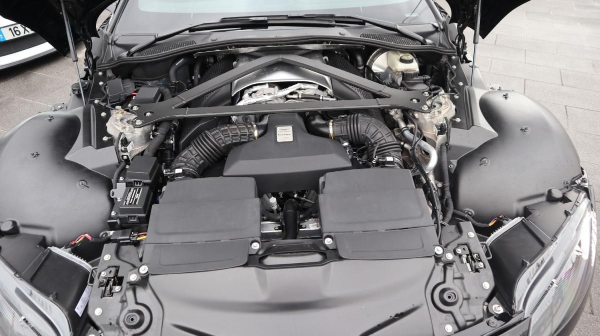aston-martin-vantage-coupe-2019-gasolina-3982cc