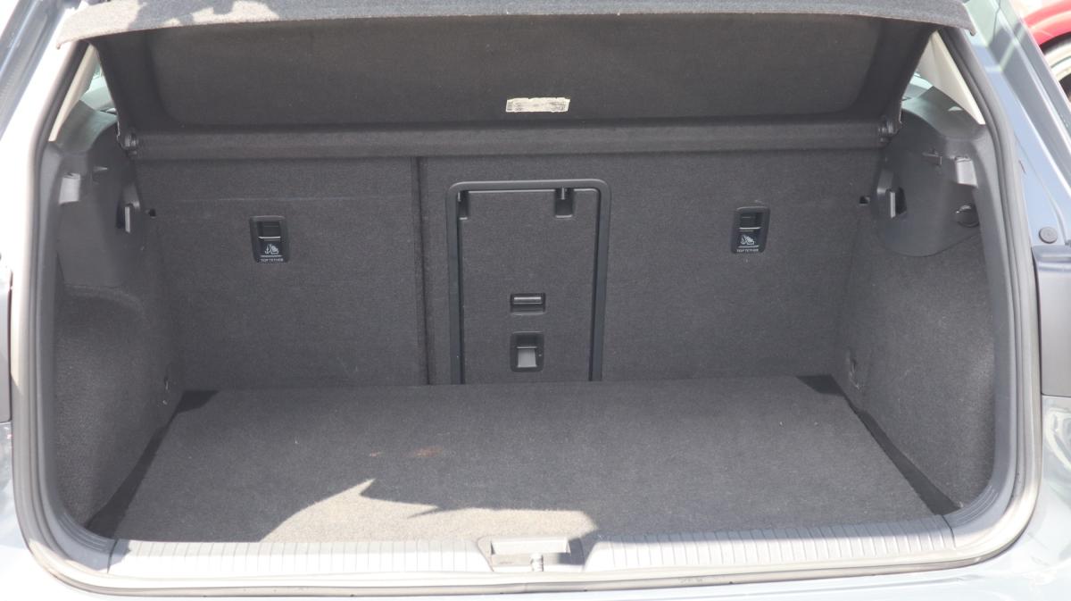 volkswagen-golf-2021-diesel-1968cc