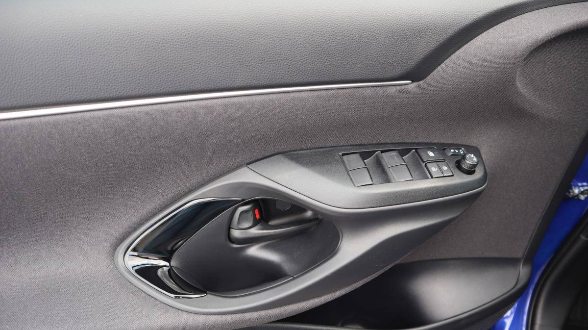 toyota-yaris-cross-2026-hibrido-a-gasolina-1490cc