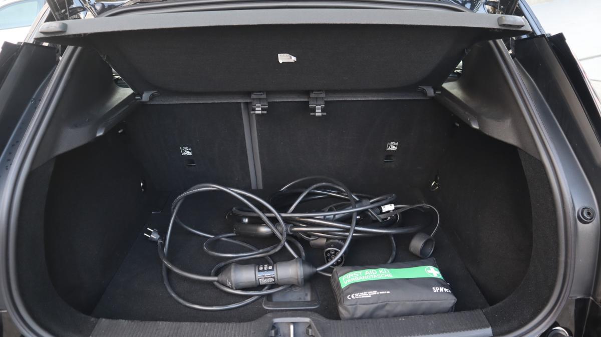 volvo-ex30-2024-eletrico-500cc