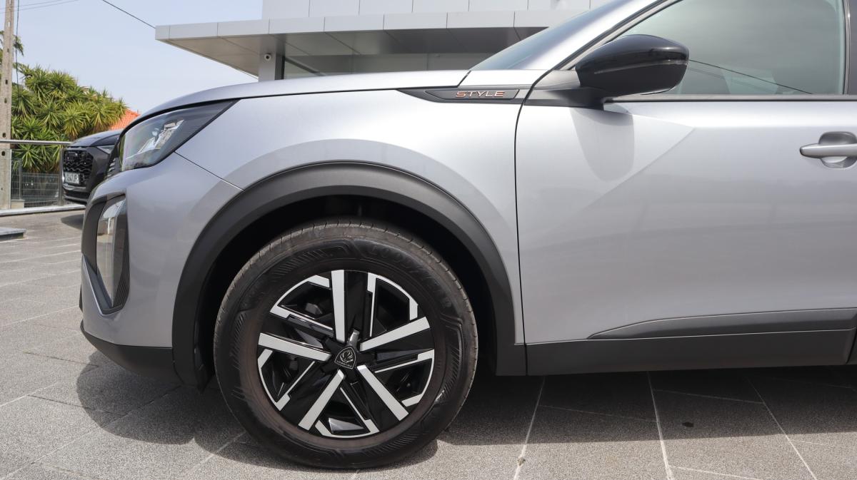 peugeot-2008-2025-gasolina-1199cc