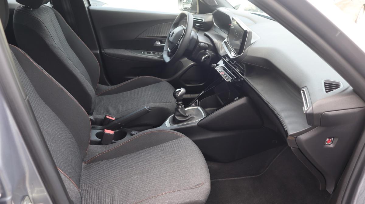 peugeot-2008-2025-gasolina-1199cc