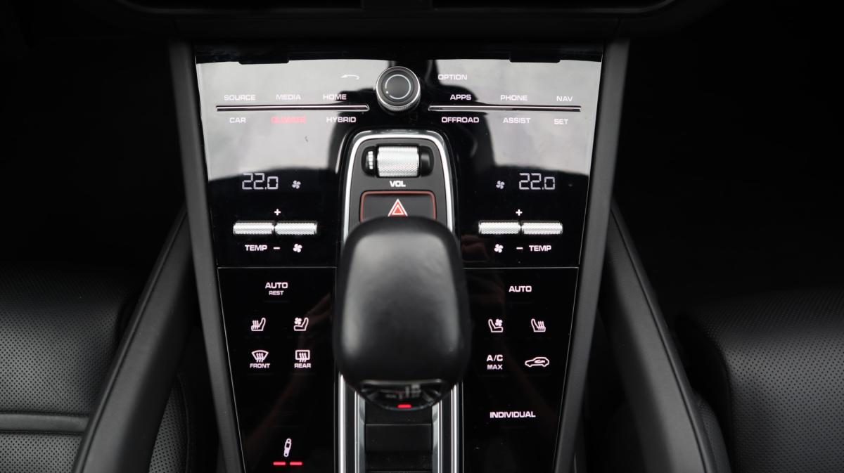porsche-cayenne-2021-hibrido-a-gasolina-2995cc