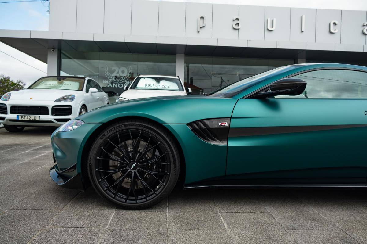 aston-martin-vantage-coupe-2024-gasolina-3982cc