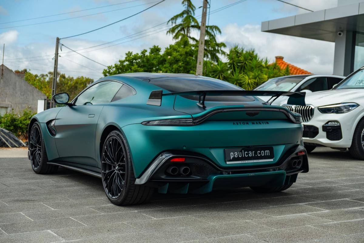 aston-martin-vantage-coupe-2024-gasolina-3982cc