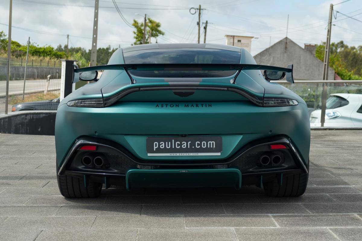 aston-martin-vantage-coupe-2024-gasolina-3982cc