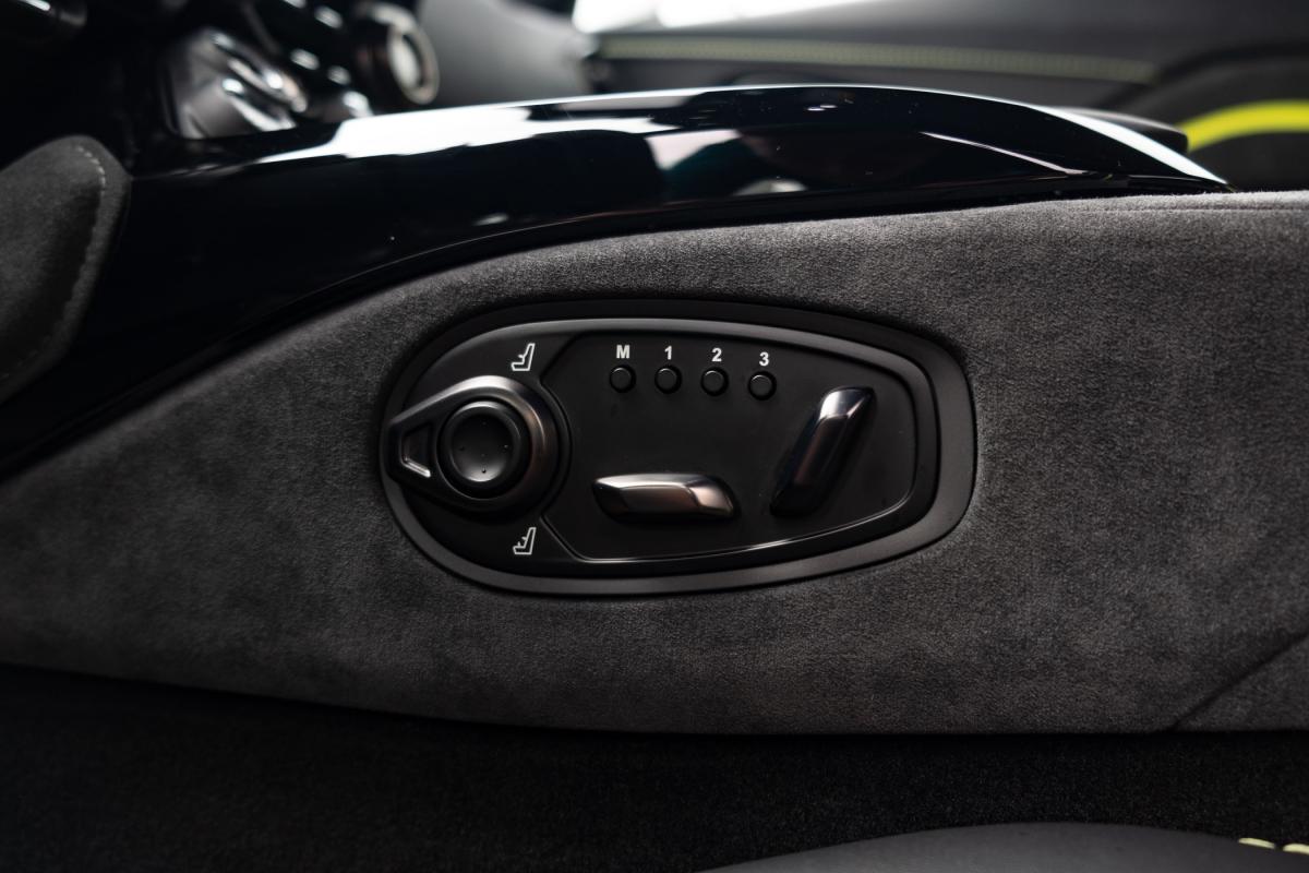 aston-martin-vantage-coupe-2024-gasolina-3982cc