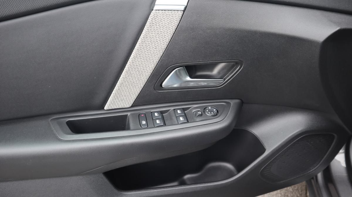 citroen-c4-2022-diesel-1499cc