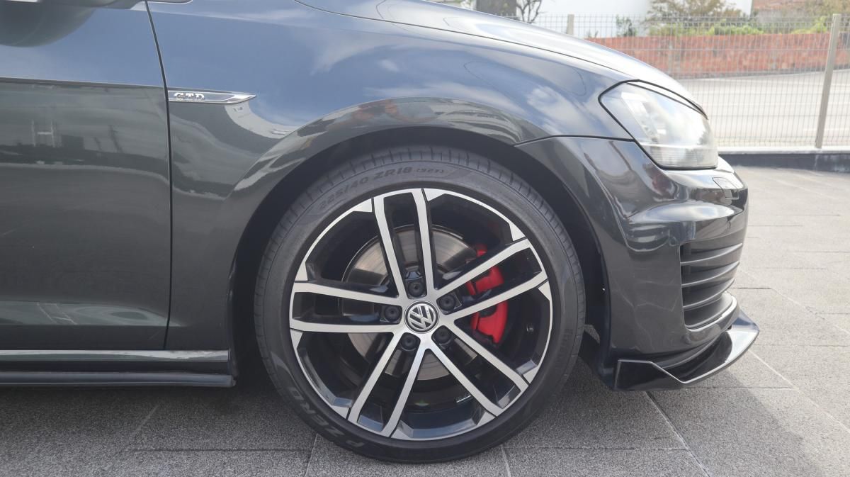 volkswagen-golf-2013-diesel-1968cc