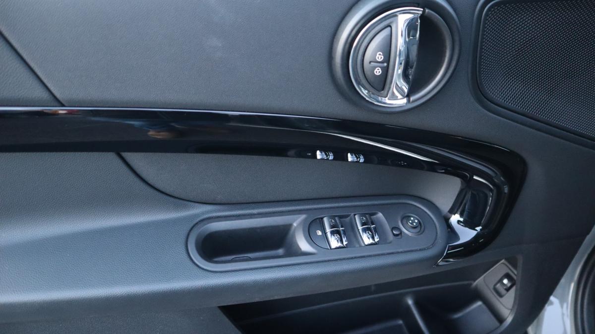 mini-countryman-2022-hibrido-a-gasolina-1499cc