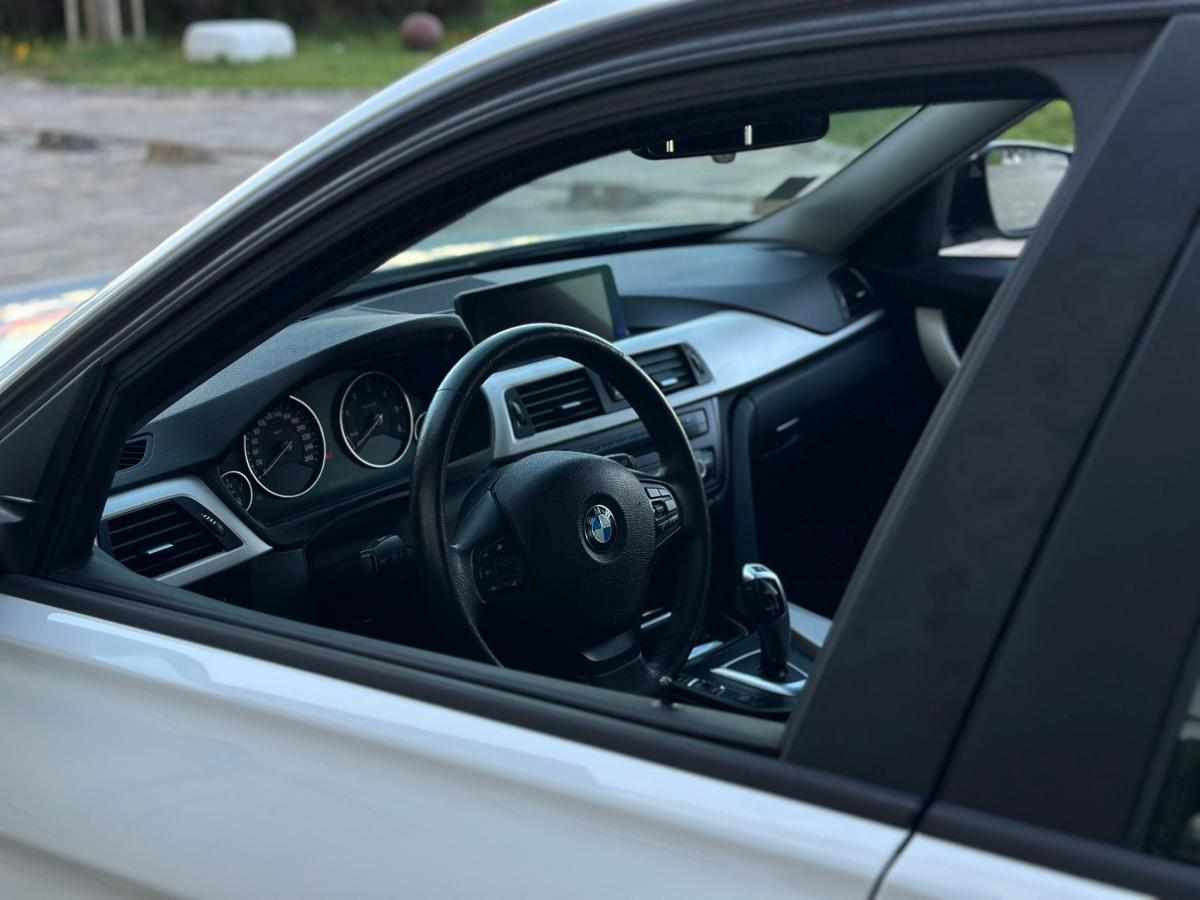 bmw-serie-3-320d-xdrive-2014-diesel-1995cc