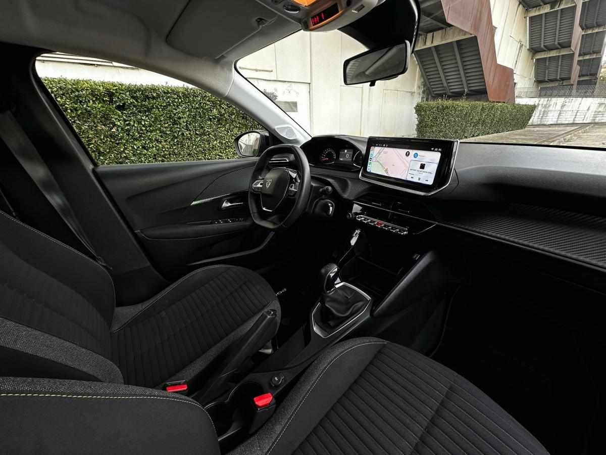 peugeot-208-1-2-puretech-2024-gasolina-1199cc