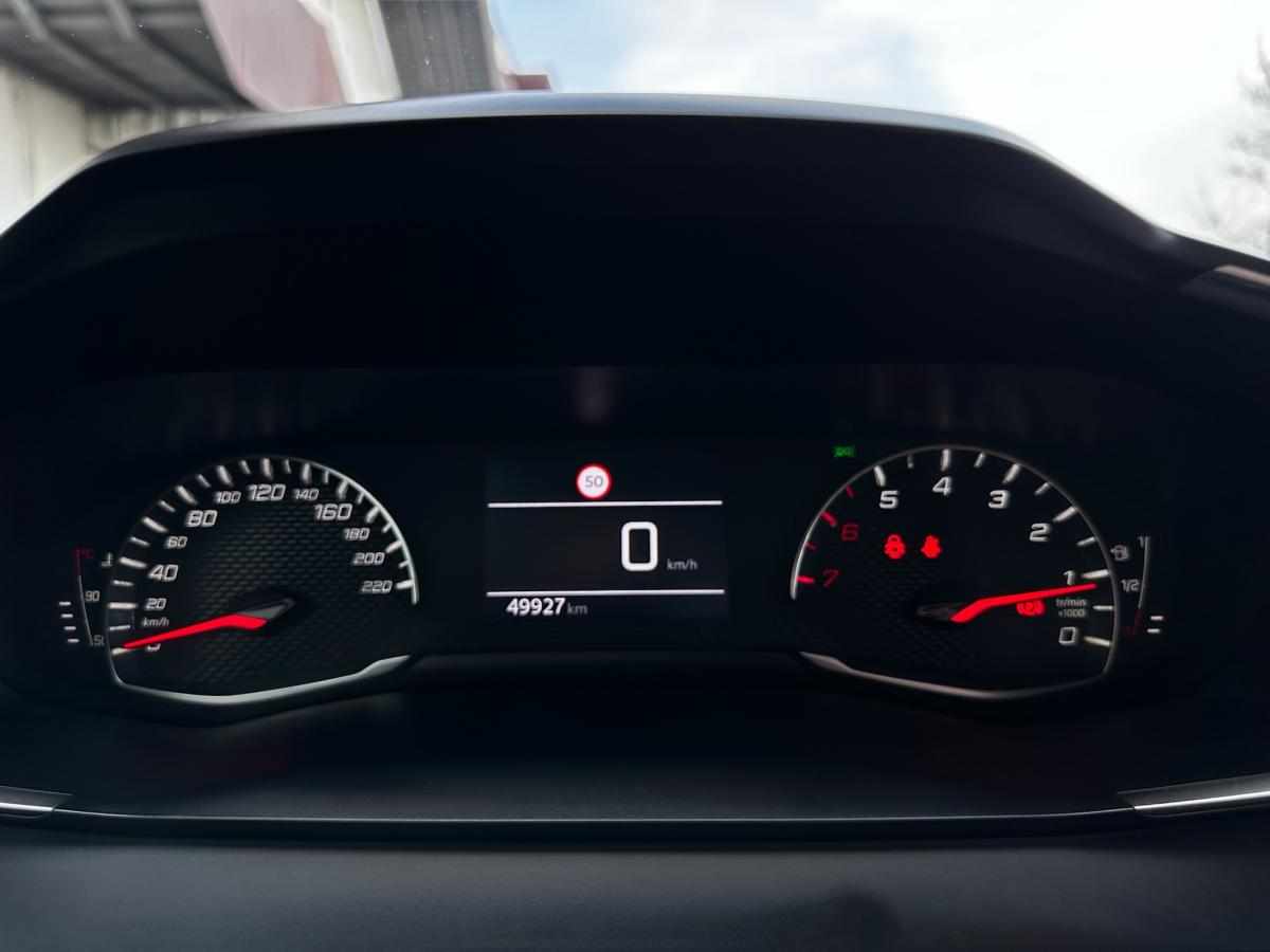 peugeot-208-1-2-puretech-2024-gasolina-1199cc