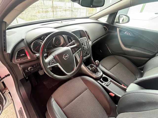 opel-astra-1-4-turbo-2011-gasolina-1364cc