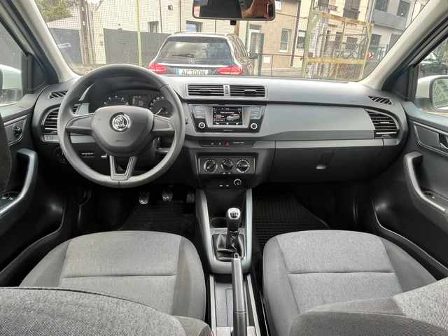 skoda-fabia-1-0-mpi-2017-gasolina-999cc