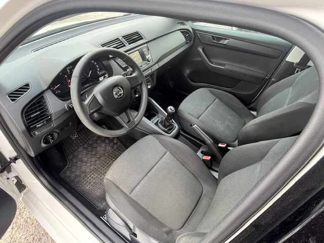 skoda-fabia-1-0-mpi-2017-gasolina-999cc