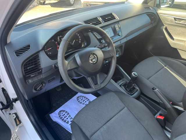 skoda-fabia-1-0-mpi-2017-gasolina-999cc