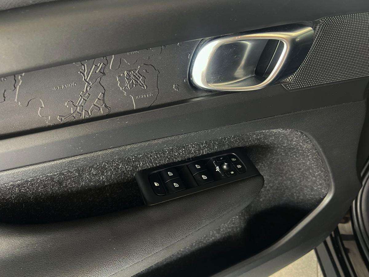 volvo-xc40-2020-diesel-1969cc