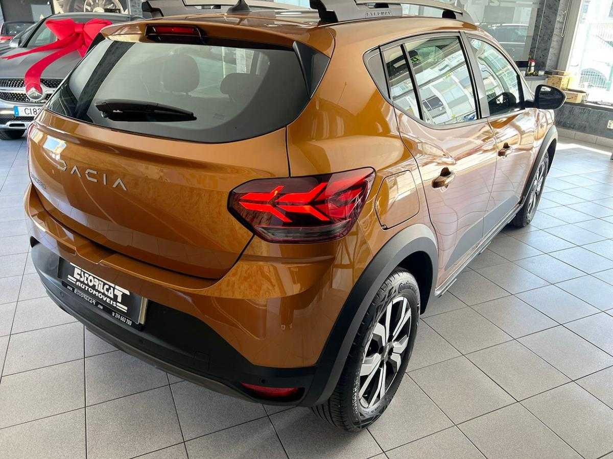 dacia-sandero-2023-gasolina-999cc