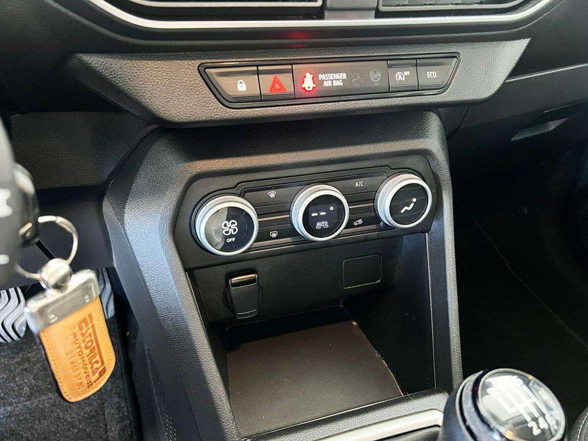 dacia-sandero-2023-gasolina-999cc