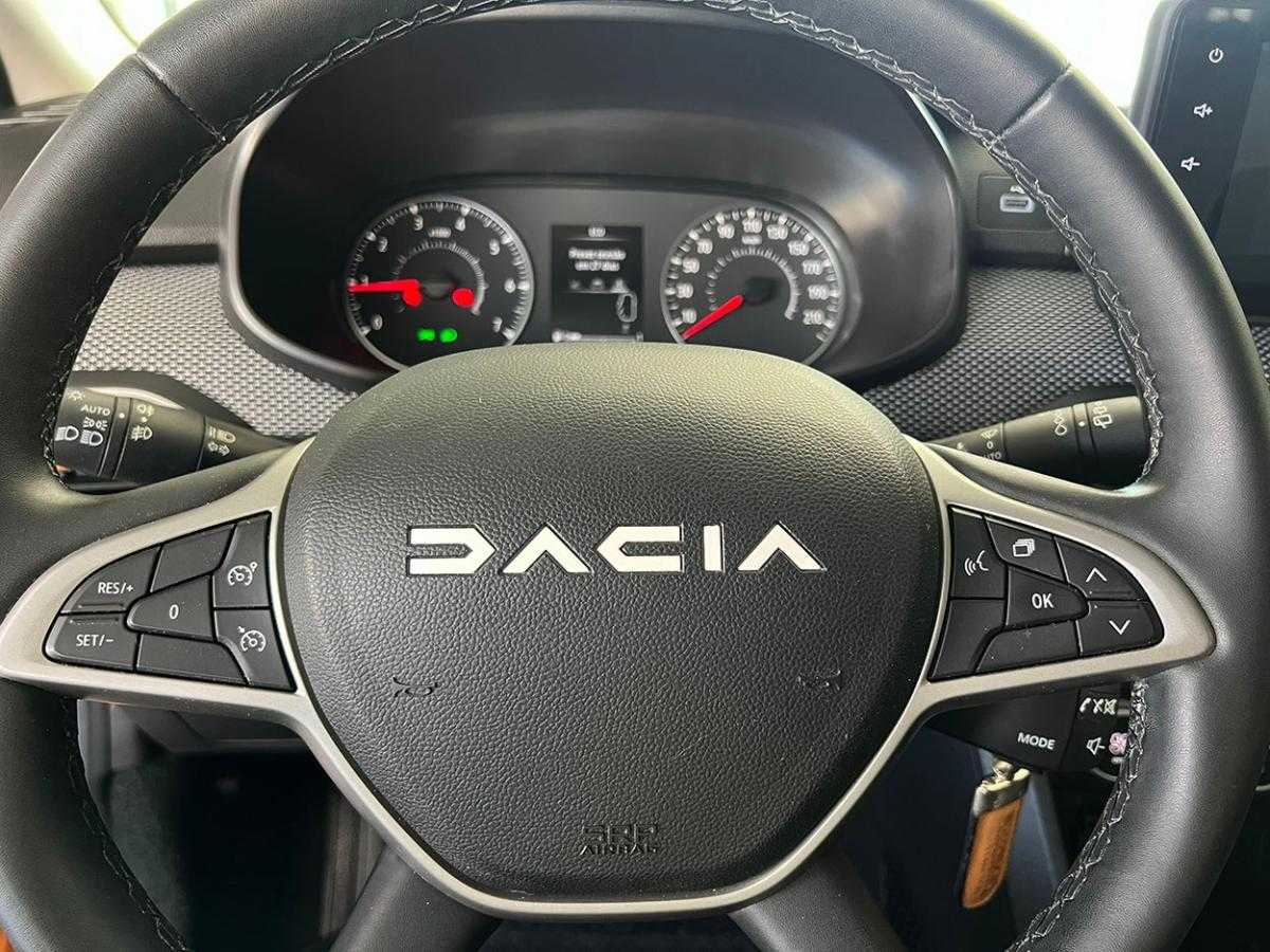 dacia-sandero-2023-gasolina-999cc