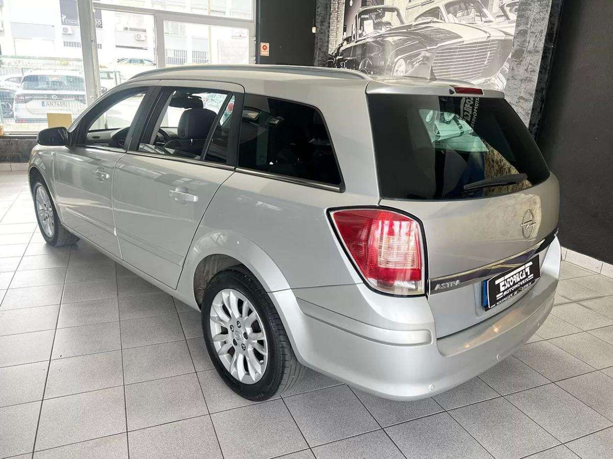 opel-astra-caravan-2009-diesel-1686cc