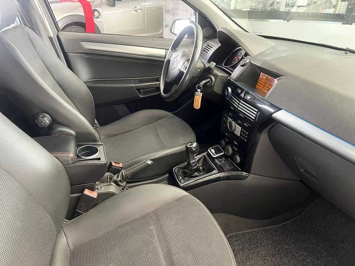 opel-astra-caravan-2009-diesel-1686cc