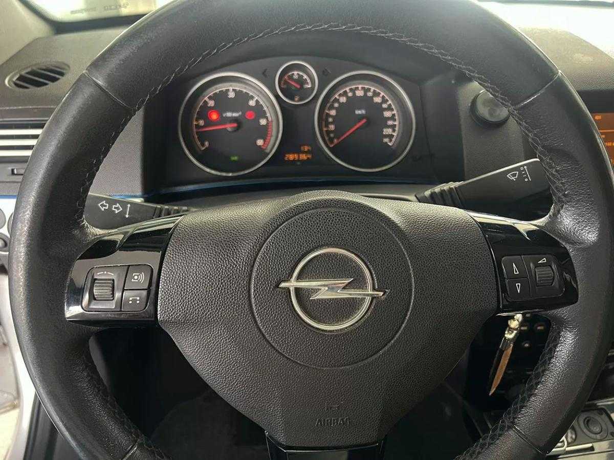 opel-astra-caravan-2009-diesel-1686cc