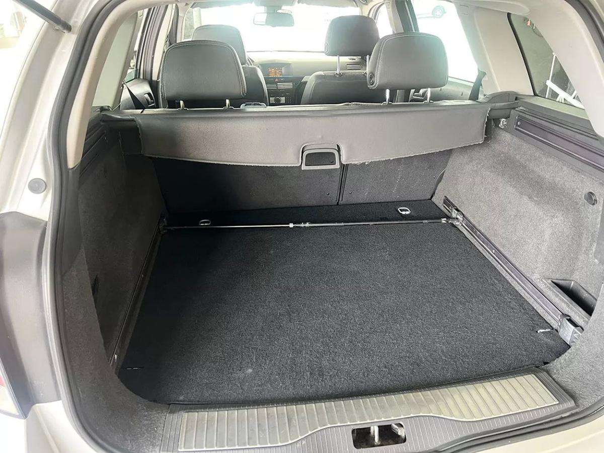 opel-astra-caravan-2009-diesel-1686cc