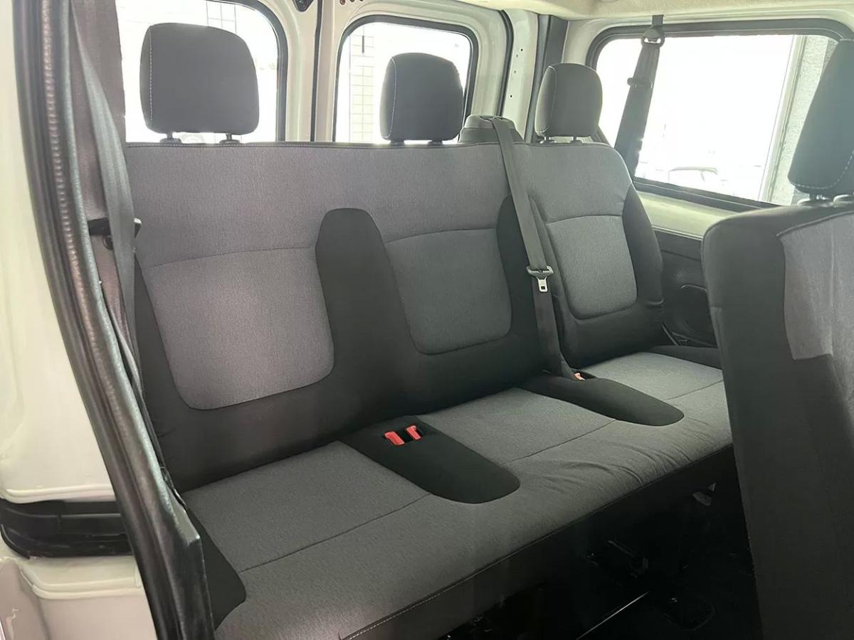 opel-vivaro-2018-diesel-1598cc