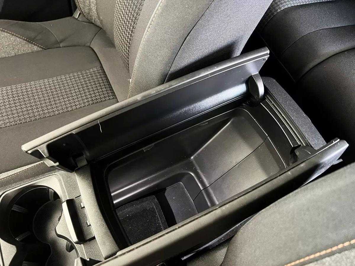 peugeot-3008-2017-diesel-1560cc