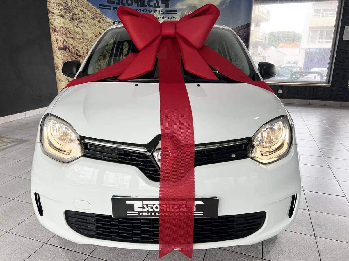 renault-twingo-2022-eletrico-200cc
