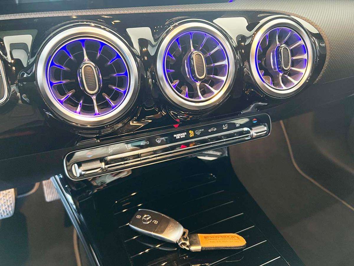 mercedes-benz-classe-a-2021-hibrido-a-gasolina-1332cc